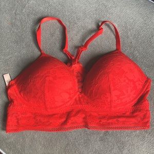 NWT Victoria’s Secret Wireless Lace Racerback Bra Sz Large